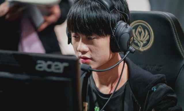 无球不走神 无球不走神